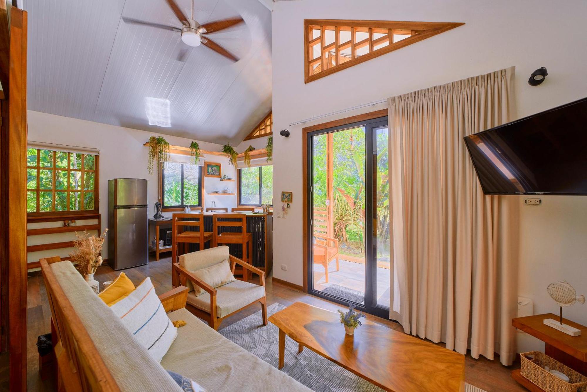 Dragonfly Beachfront Villas-Adult Only Пунта-Ува Экстерьер фото